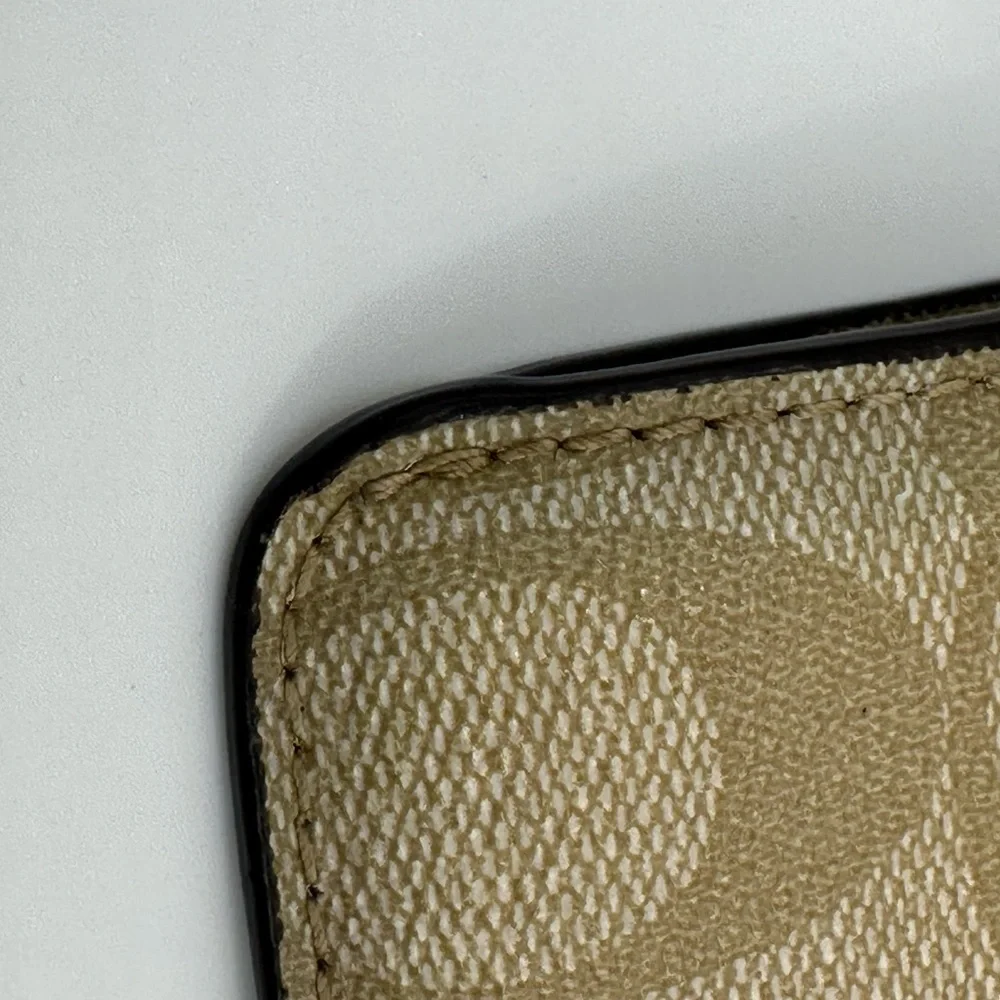 Coach Signature Key Holder / Change Wallet – Used Condition